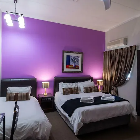 Lala Dene Lodge Bloemfontein Exterior foto